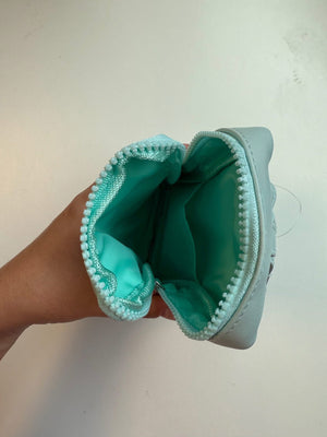 Lizzy Wristlet
